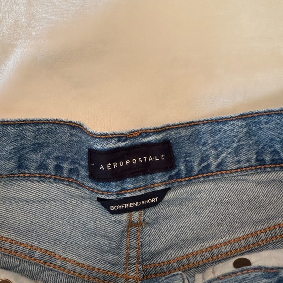 Aeropostale Women’s Distressed Jean Shorts - Picture 4 of 6